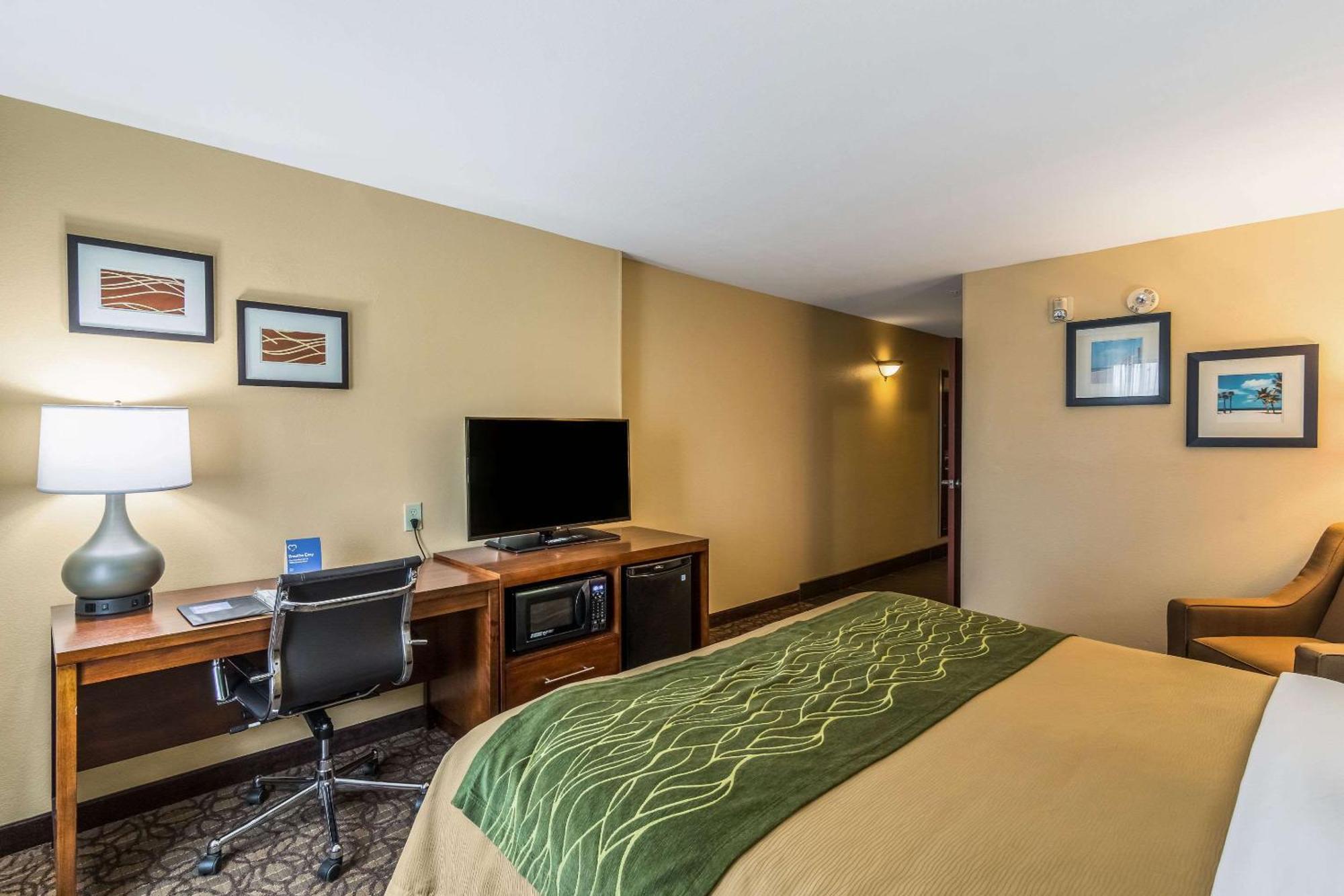 Comfort Inn & Suites Panama City North Exterior foto